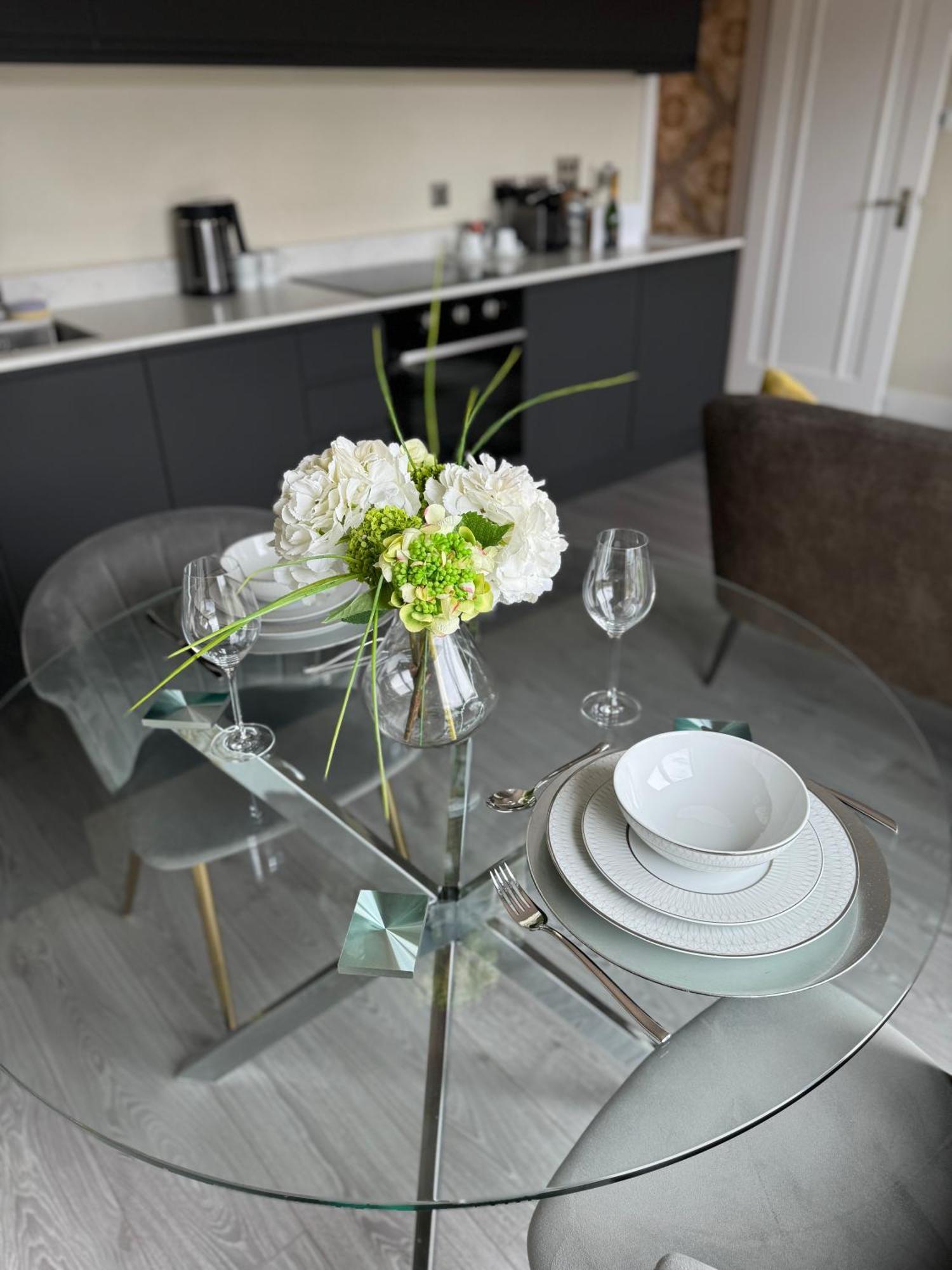 Central Modern Flat York Esterno foto